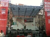 Allestimenti e service per eventi di piazza.jpg